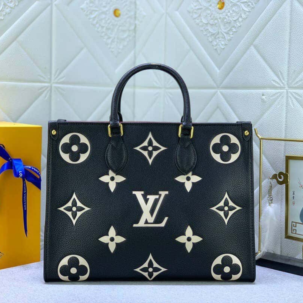 Alternative view of Louis Vuitton Onthego MM Black Cream 35Cm M45495