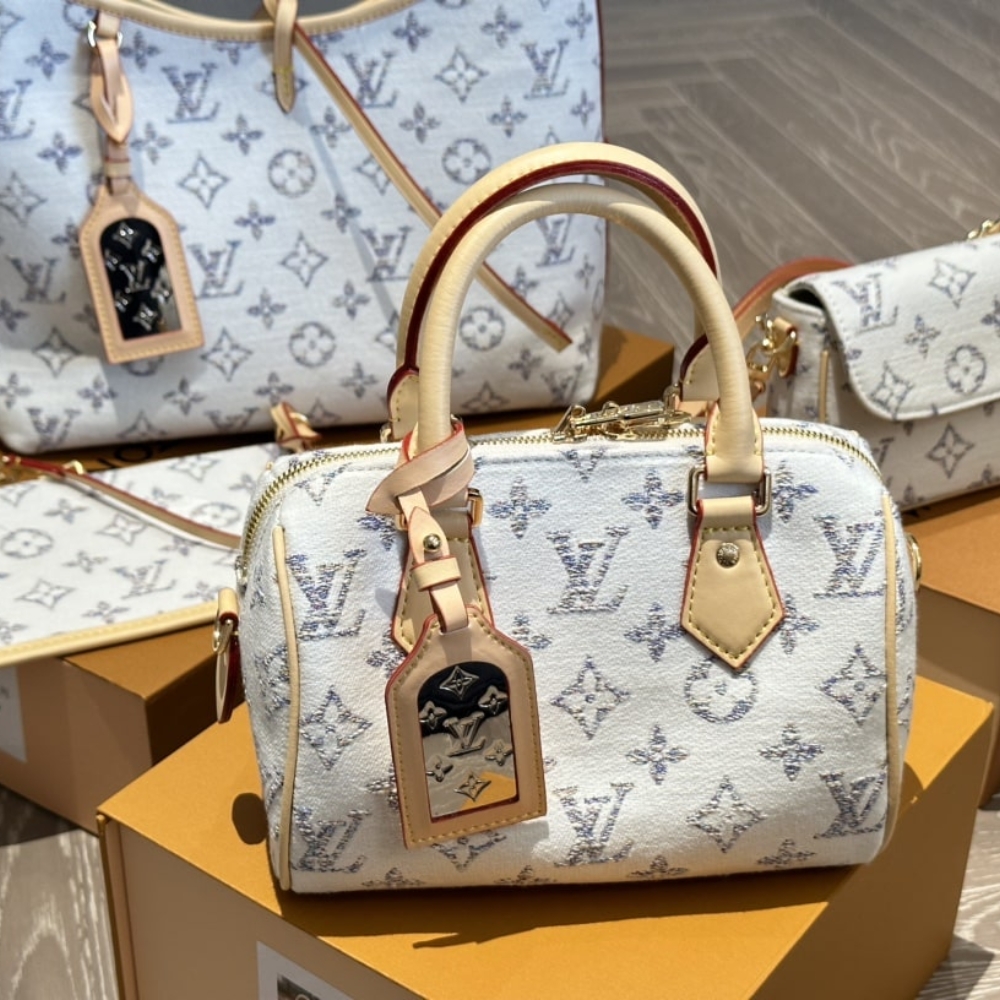 Alternative view of Louis Vuitton Speedy Bandoulière 20 Multicolor Beige 20Cm M24709