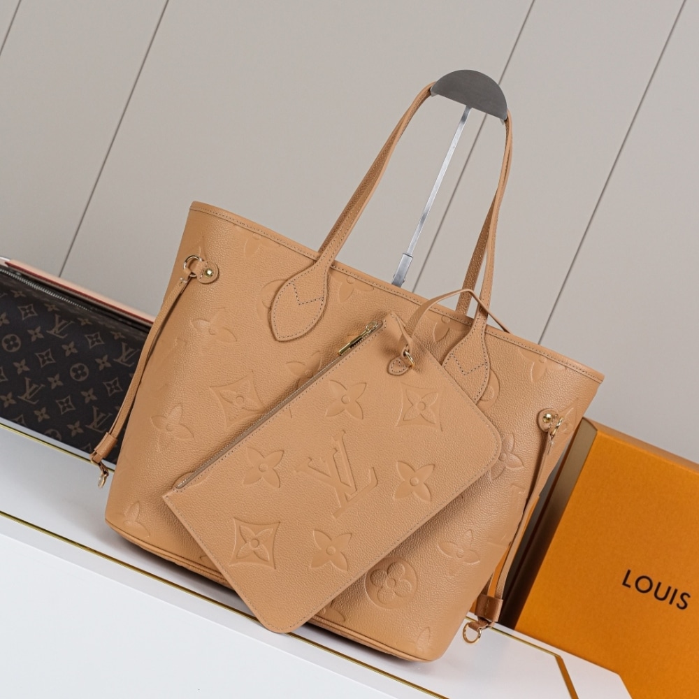 Alternative view of Louis Vuitton Neverfull MM Sand 31Cm M14319