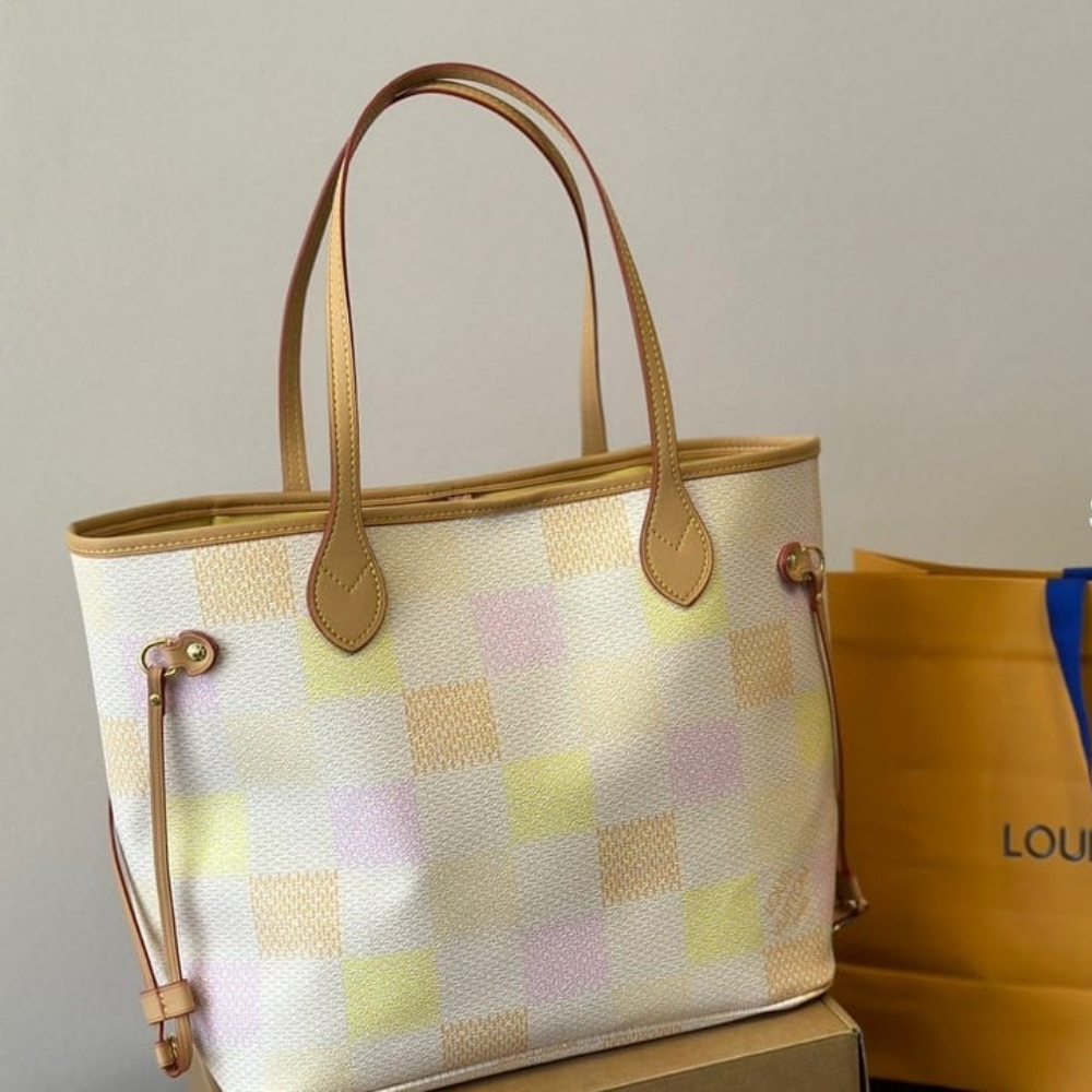 Alternative view of Louis Vuitton Neverfull MM Damier Canvas Peach 31Cm N40668