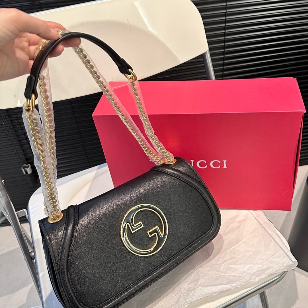 Alternative view of Gucci Blondie Small Shoulder Bag Black 26Cm 815715 AAEEX 1000