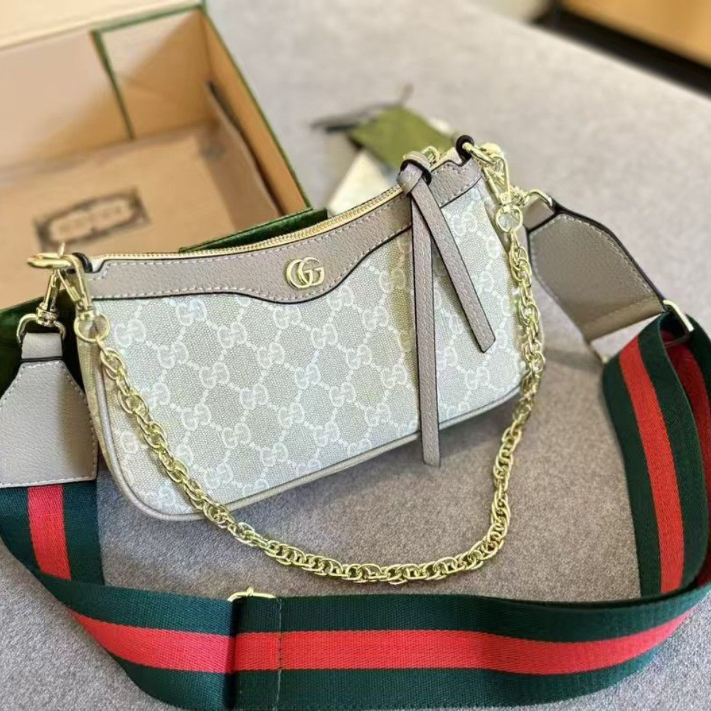 Alternative view of Gucci Ophidia Small Shoulder Bag Beige And White 25Cm 735132 UULAG 9682