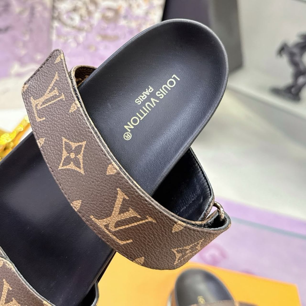 Louis Vuitton Bomdia Flat Mule Brown 1A3R5M - Image 5