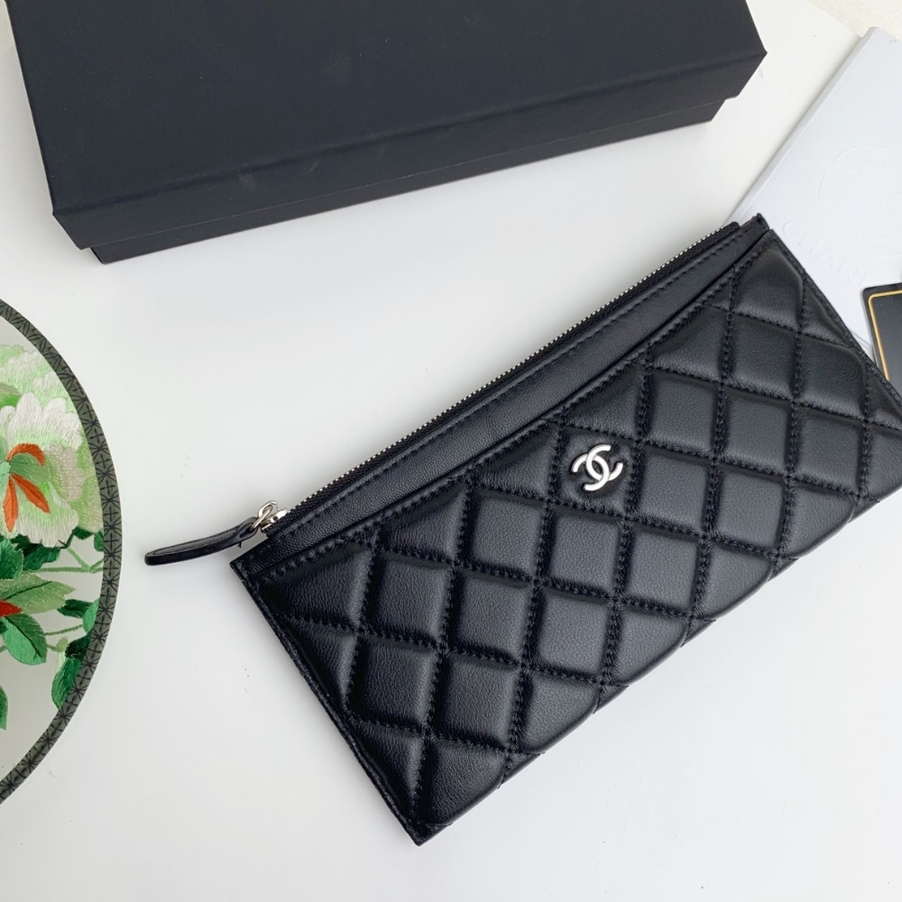 Alternative view of Chanel Classic Zip Pouch Wallet Black 22Cm