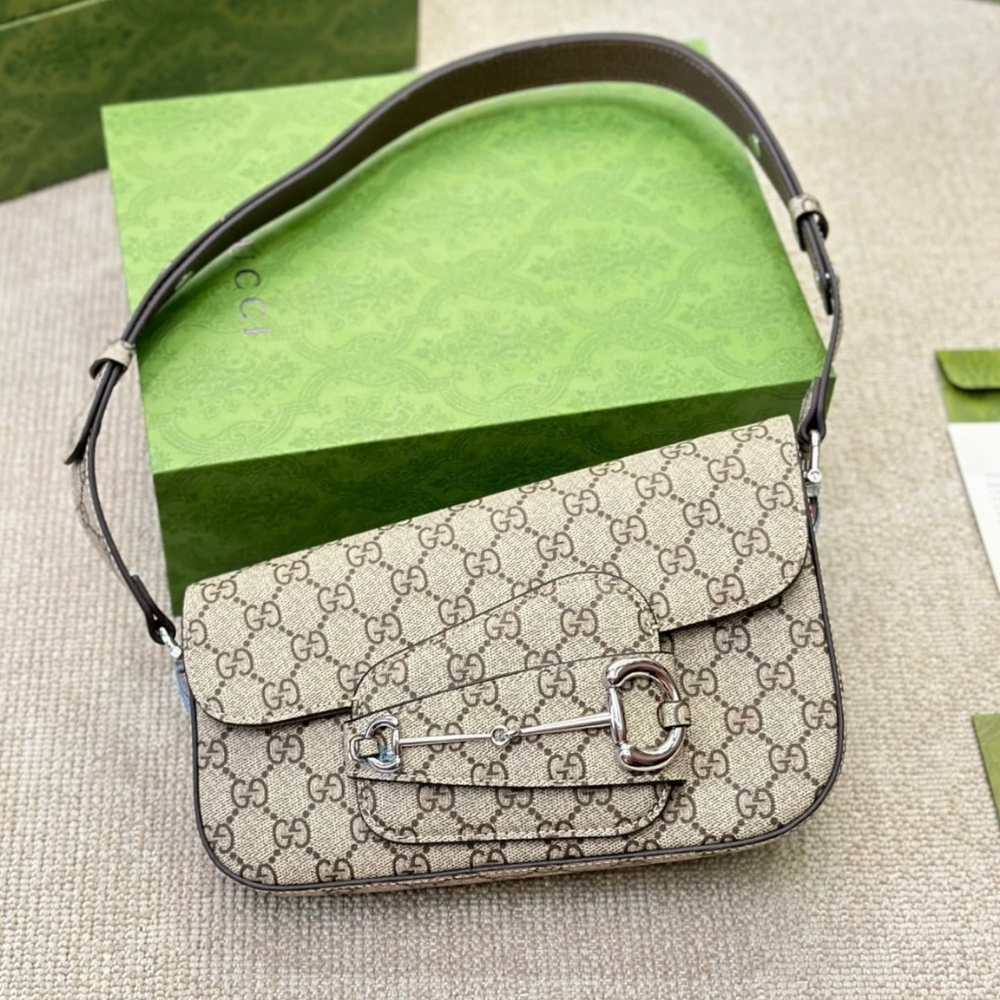 Alternative view of Gucci Horsebit 1955 Small Shoulder Bag Beige 25Cm 764155 KGD0N 9742