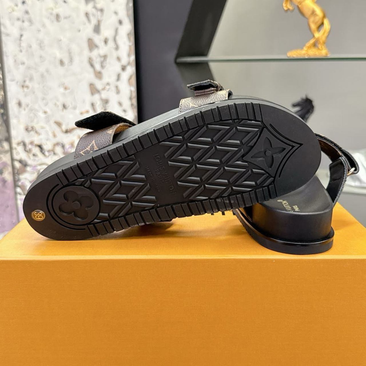 Louis Vuitton Bomdia Flat Mule Brown 1A3R5M - Image 4