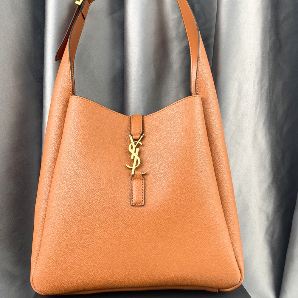 Alternative view of Saint Laurent 5 À 7 Soft Small Hobo Bag In Smooth Beige 27Cm