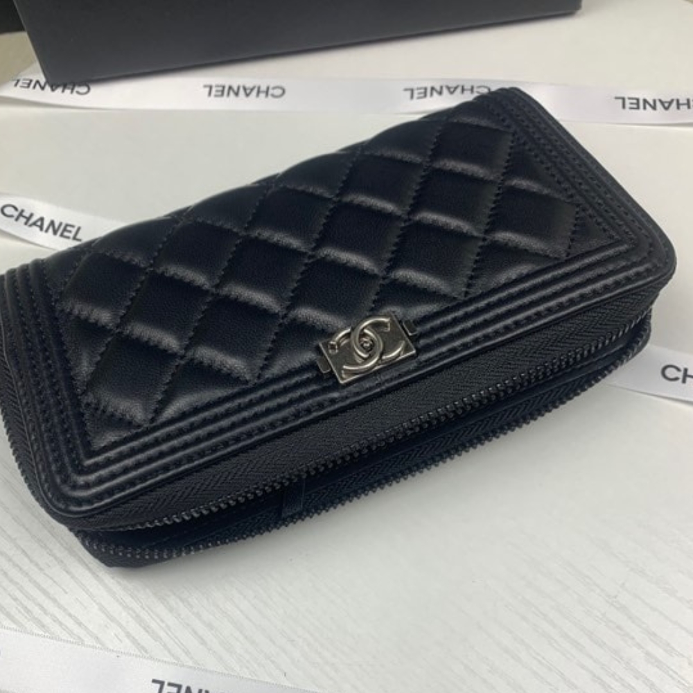 Alternative view of Chanel Boy Long Zipped Wallet Black 19.4Cm