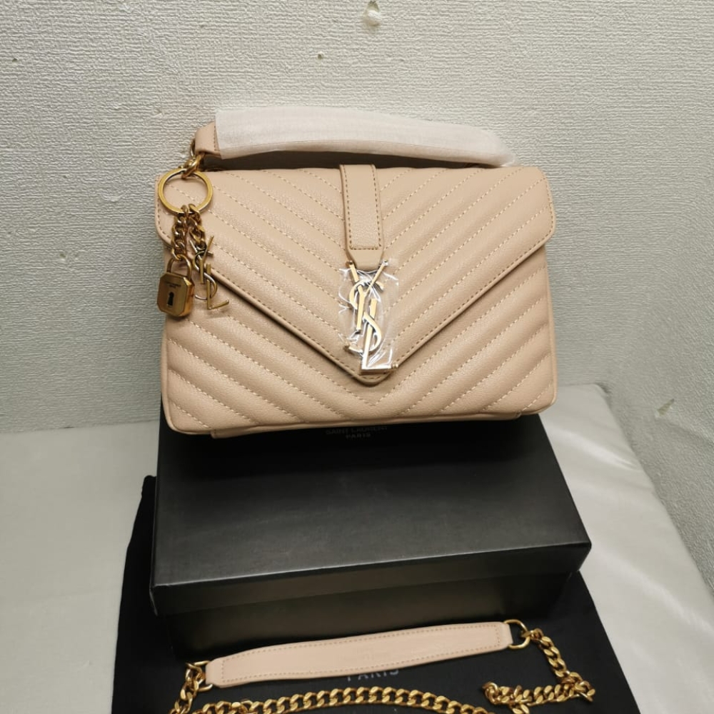 Alternative view of Saint Laurent College Large Chain Bag Beige 25Cm