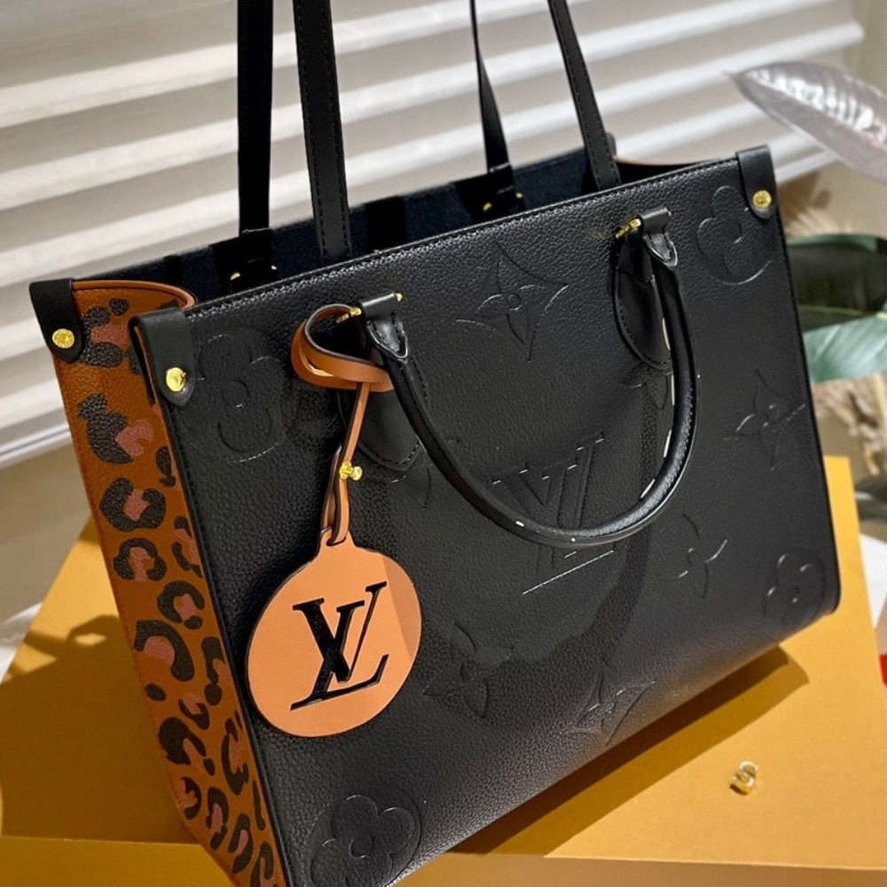 Alternative view of Louis Vuitton Onthego MM Wild at Heart Black 35Cm M58522