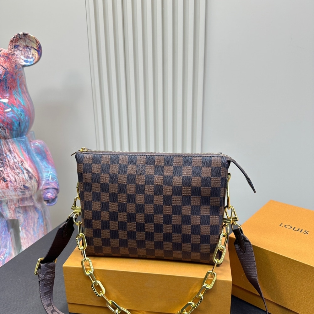 Alternative view of Louis Vuitton Coussin PM Leather Brown 26Cm