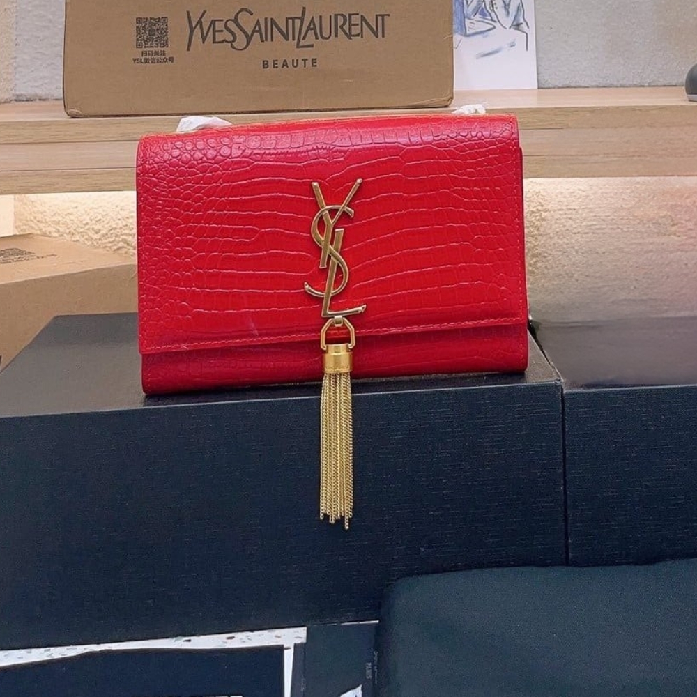 Alternative view of Saint Laurent Kate Monogram Shoulder Bag Red 20Cm