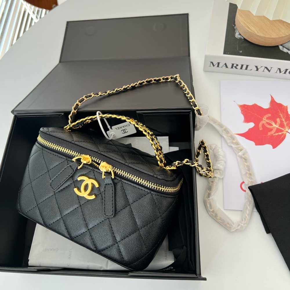 Alternative view of Chanel Small Vanity Case SS22 Black 17Cm