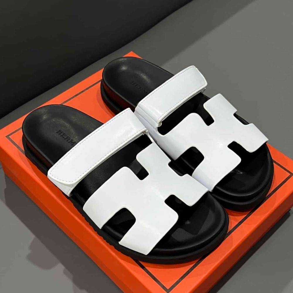 Alternative view of Hermes Chypre Sandal Blanc Calfskin White H222100Z 90345
