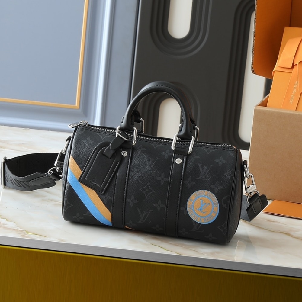 Alternative view of Louis Vuitton Keepall Bandoulière 25 Mon Monogram Black 25Cm P01942