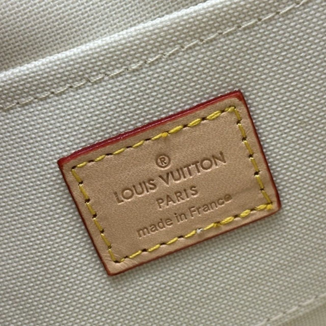 Louis Vuitton Favorite MM Damier Azur 26Cm - Image 6