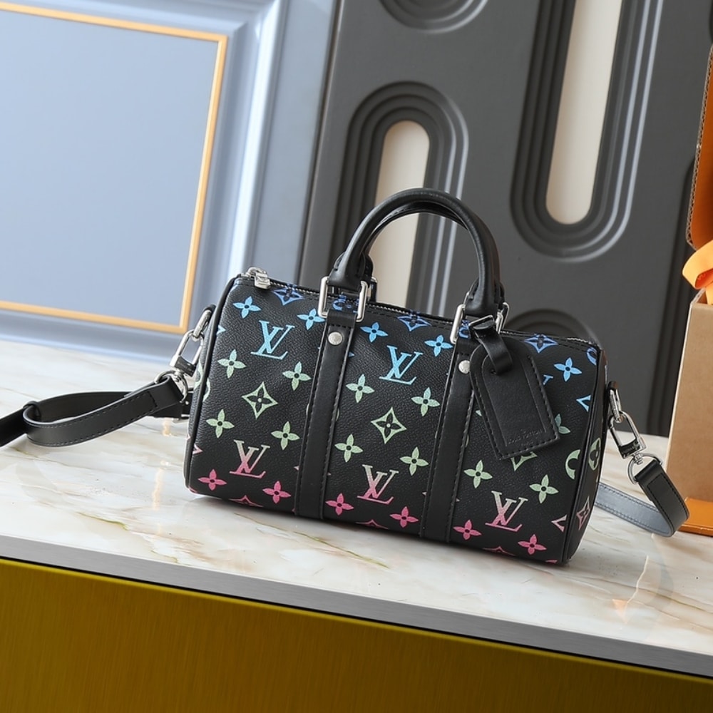 Alternative view of Louis Vuitton Keepall 25 Gradient Black 25Cm