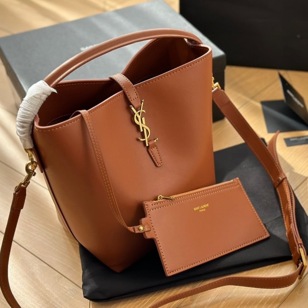 Alternative view of Saint Laurent Le 37 In Shiny Brown 25Cm