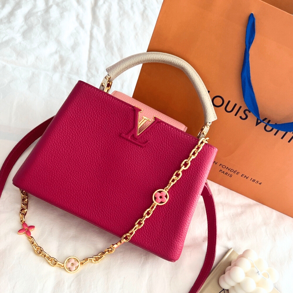 Alternative view of Louis Vuitton Capucines Dark Pink 27Cm M20845