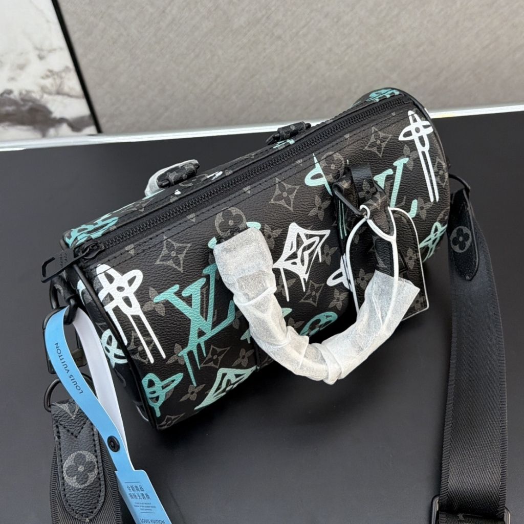 Louis Vuitton Keepall Bandouliere 25 Black And Green Monogram 25.5Cm M21399 - Image 6