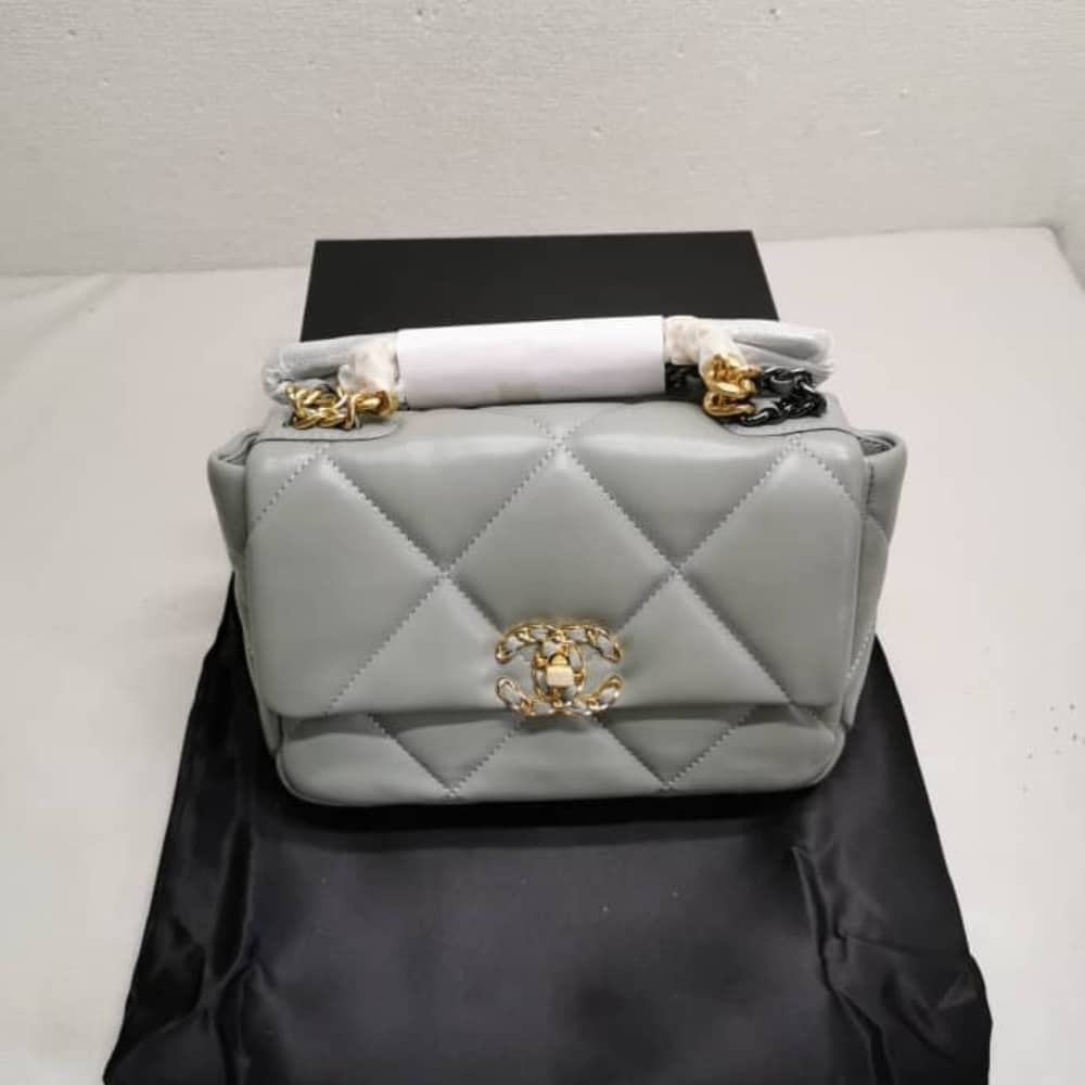 Alternative view of Chanel 19 Flap Bag Shiny Gold And Silver Tone Light Grey 26Cm
