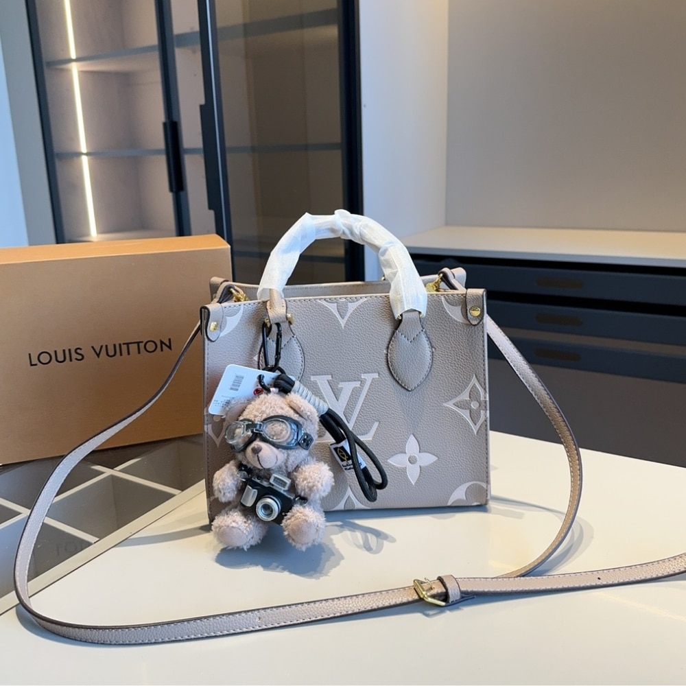 Alternative view of Louis Vuitton Onthego PM Dove Grey Cream 25Cm