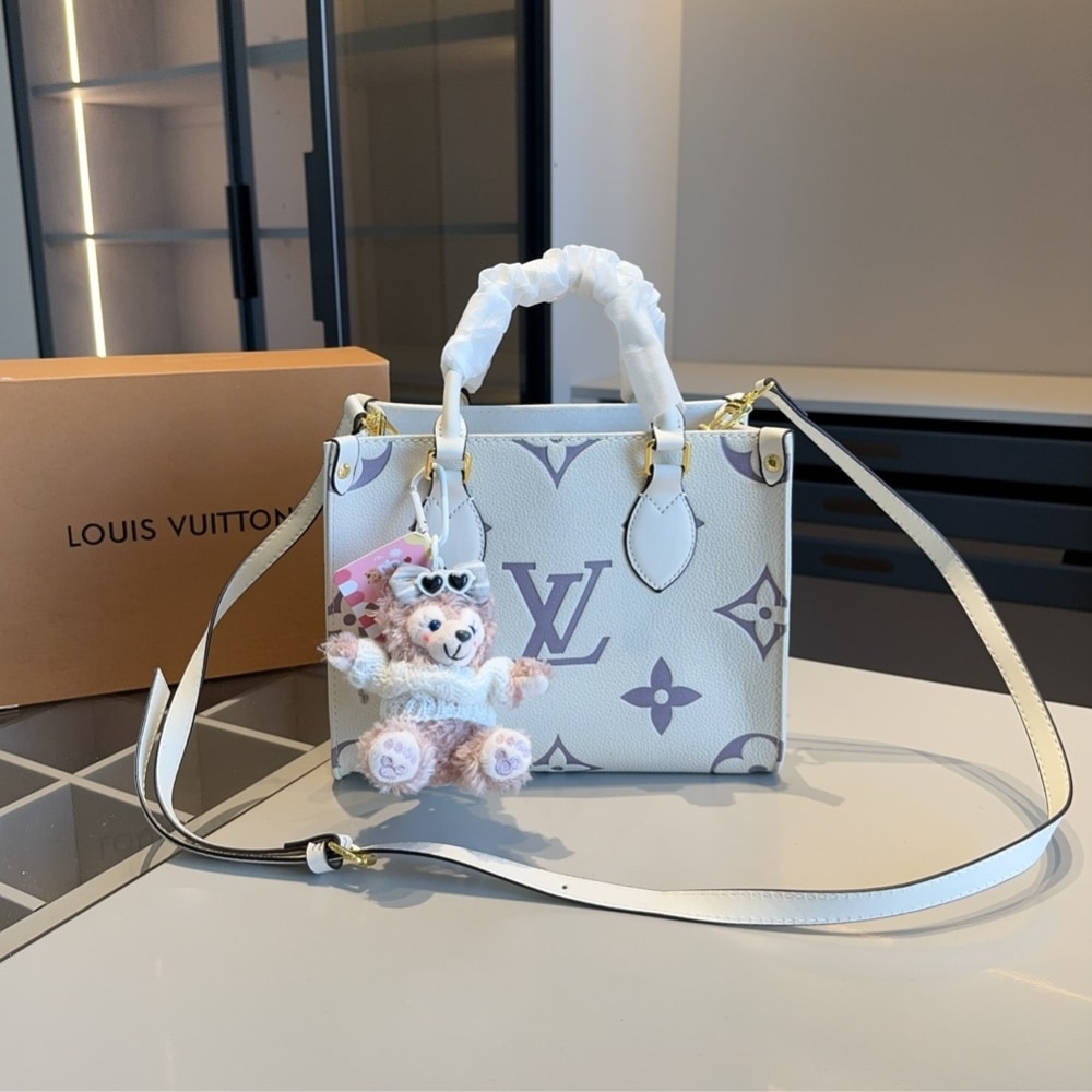 Alternative view of Louis Vuitton Onthego PM Dove White 25Cm