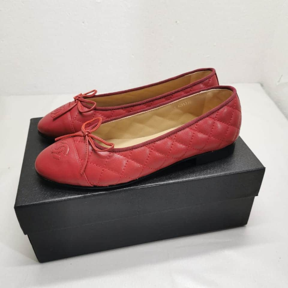 Alternative view of Chanel Ballerina Flat Shoes In Red