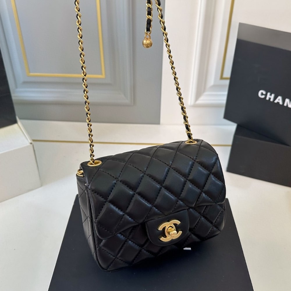 Alternative view of Chanel Classic Mini Crossbody Bag Black 16Cm A35200 Y04059 94305