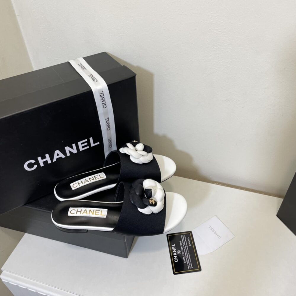 Alternative view of Chanel Camellia Slides Black White