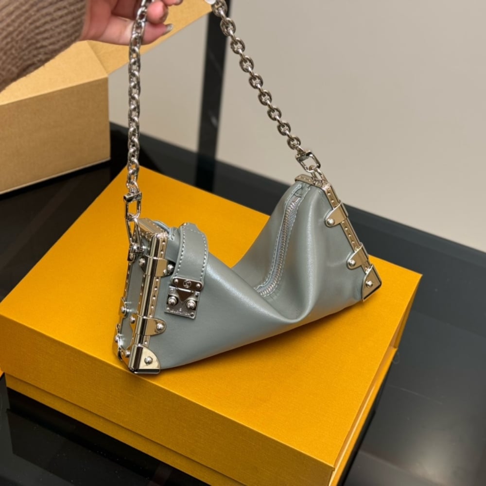 Alternative view of Louis Vuitton Slim Trunk Bag Gris Trianon 23Cm M12596