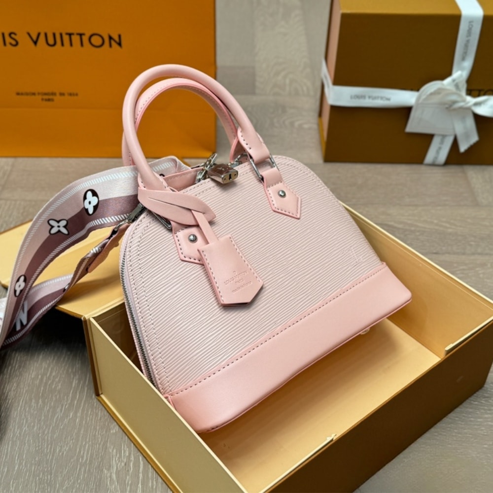 Alternative view of Louis Vuitton Epi Alma BB Rose Ballerine 25Cm M41327