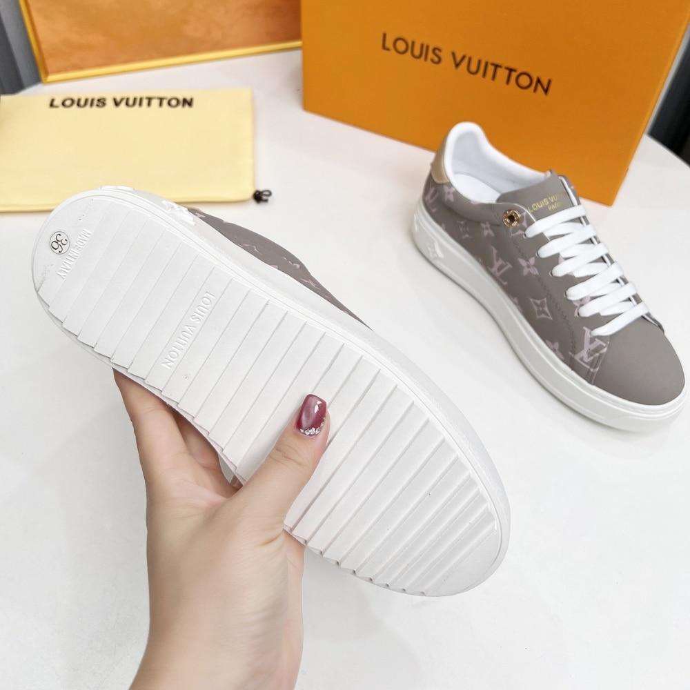 Alternative view of Louis Vuitton Time Out Sneaker Grey 1AGUVW