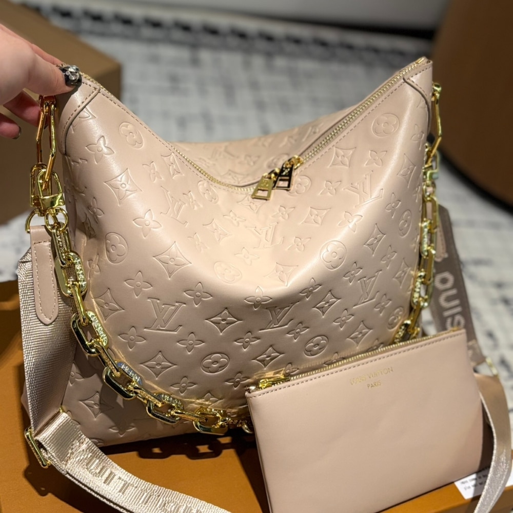 Alternative view of Louis Vuitton Coussin Hobo MM Galet 30Cm M12071