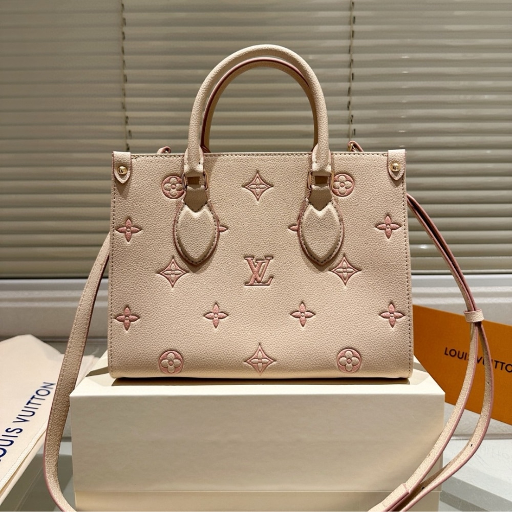 Alternative view of Louis Vuitton Onthego PM Eden 25Cm M14403