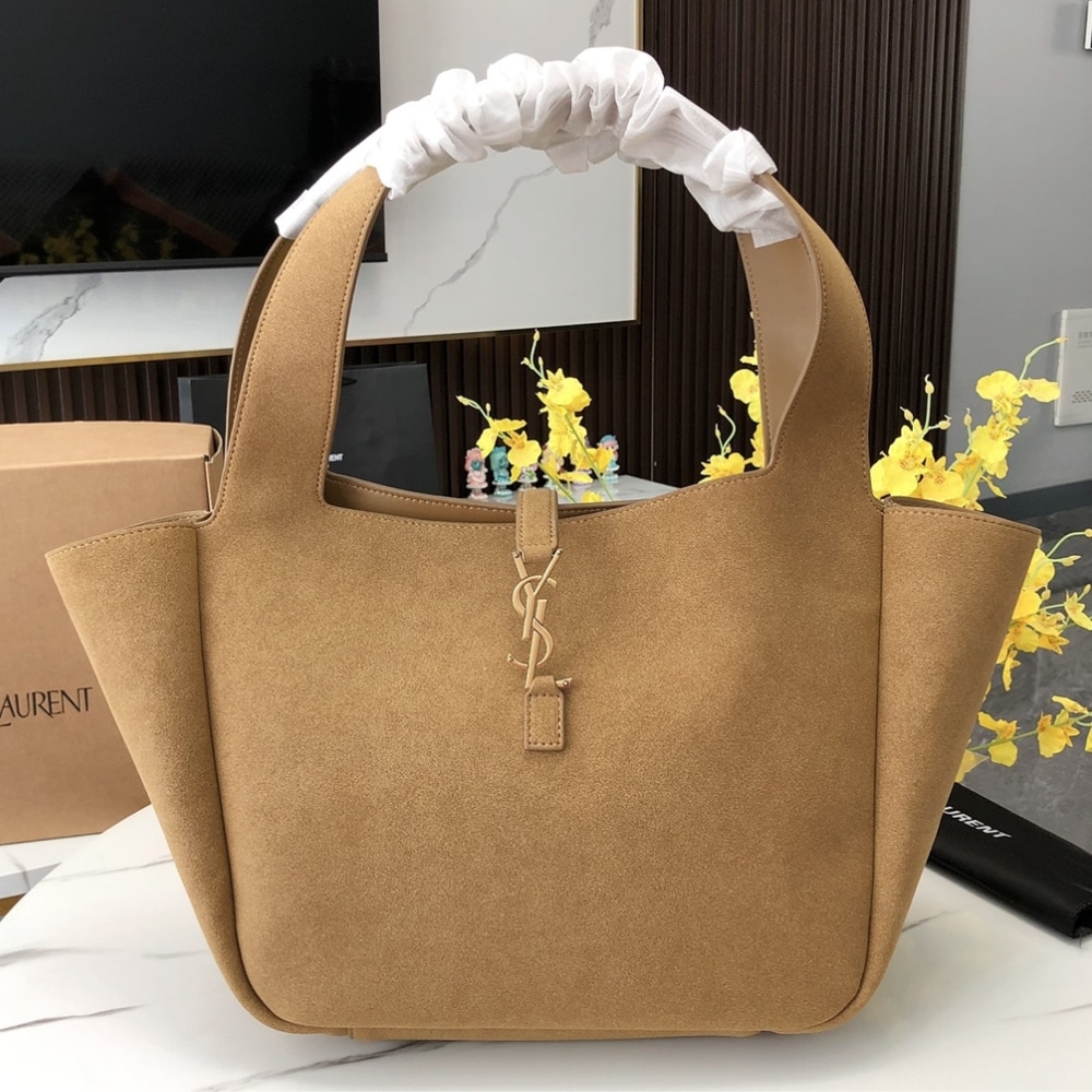 Alternative view of Saint Laurent Le 5 À 7 Bea In Suede Golden Leaf 55Cm 763435008IW3194