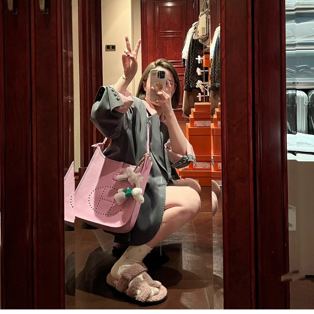 Alternative view of Hermes Evelyne 29 Clemence Mauve Sylvestre 25cm