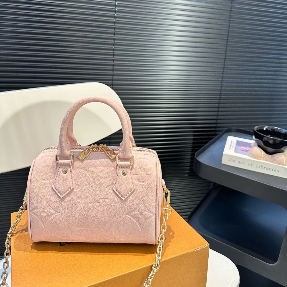 Alternative view of Louis Vuitton Speedy Bandoulière 20 Monogram Pink 20Cm M47136