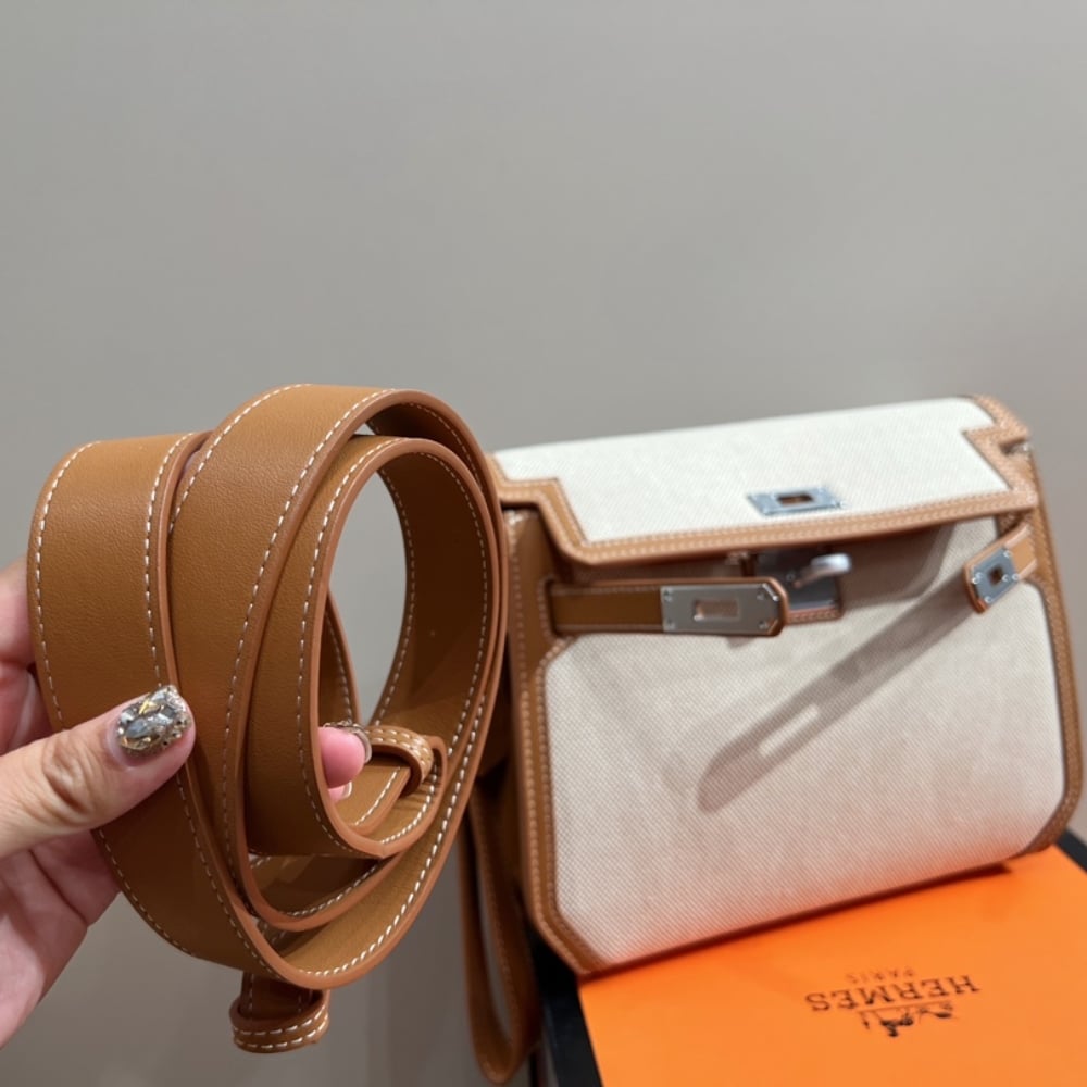 Alternative view of Hermes Kelly Dépêches Pouch Toile Barenia Fauve 26Cm