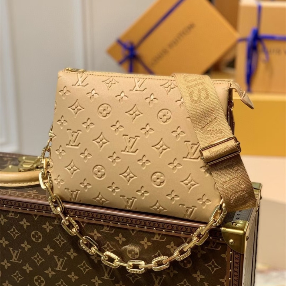 Alternative view of Louis Vuitton Coussin PM Camel 26Cm M57791