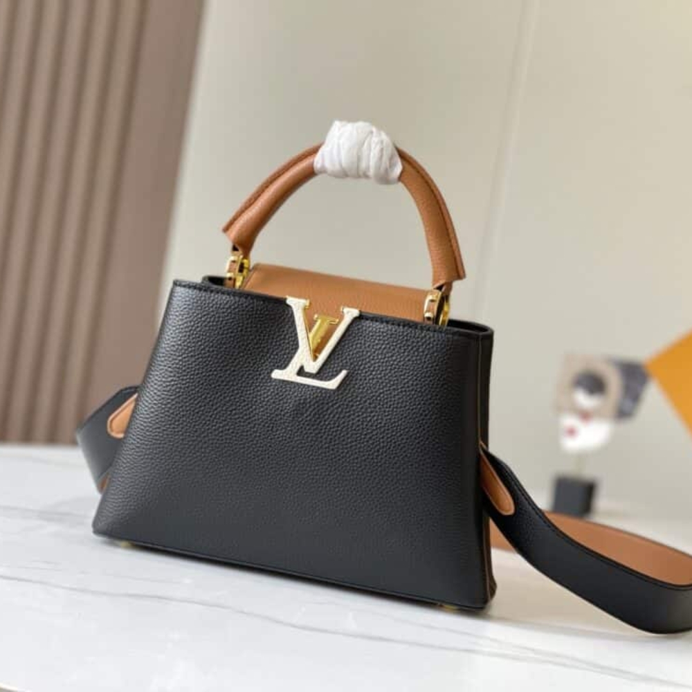 Alternative view of Louis Vuitton Capucines BB Black Arizona 27Cm M59466
