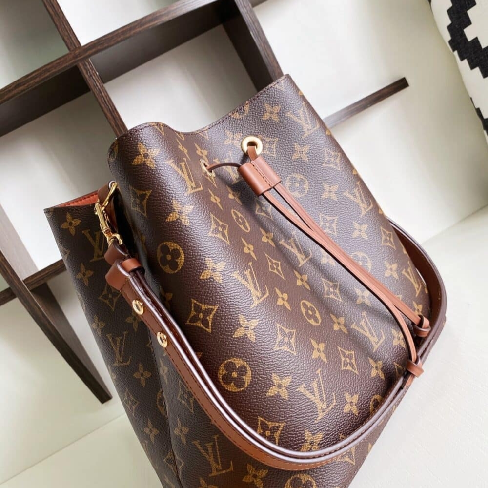 Alternative view of Louis Vuitton Neonoe MM Brown 26Cm M44887