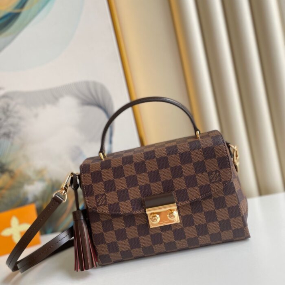 Alternative view of Louis Vuitton Damier Ebene Croisette 25Cm N53000