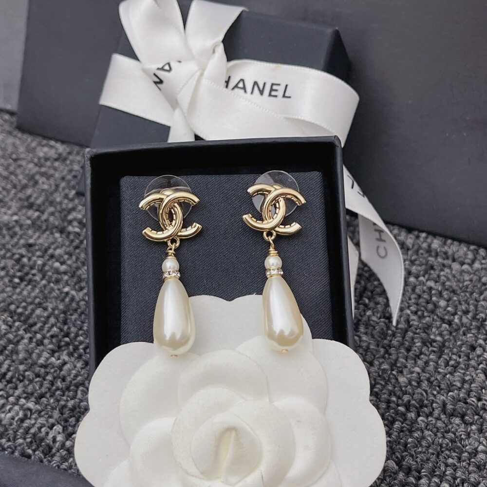 Alternative view of Chanel CC Pearl Drop Earrings A98327