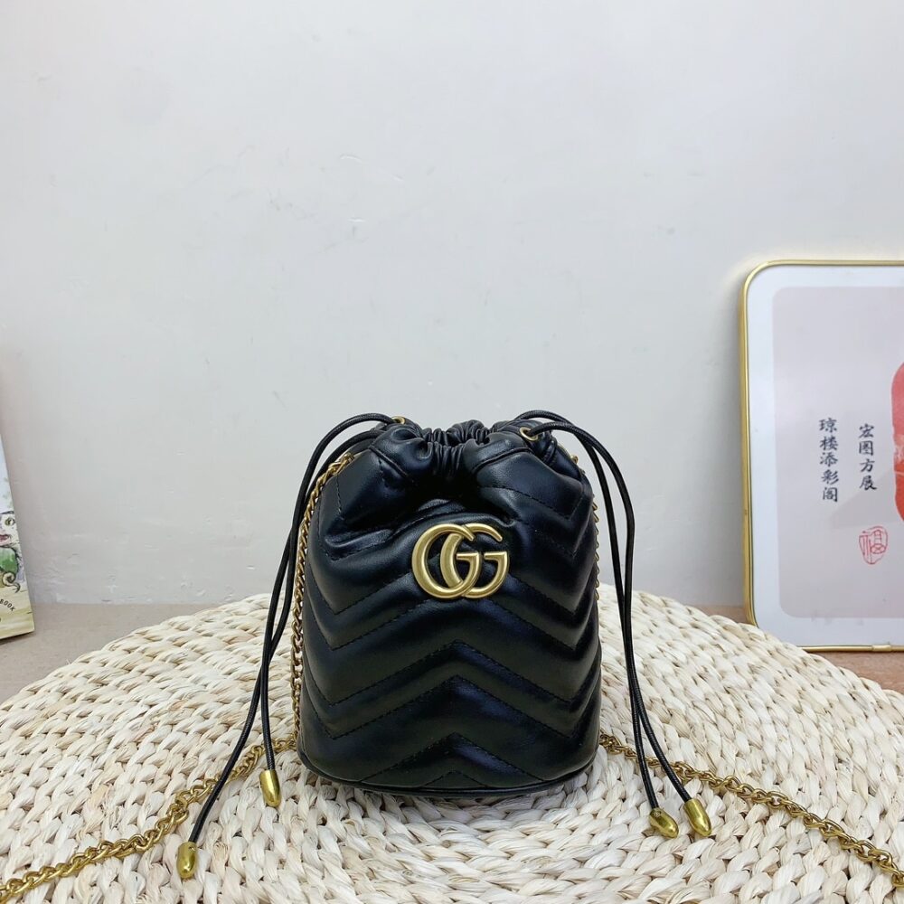 Alternative view of Gucci GG Marmont Matelassé Chevron Mini Bucket Bag Black 15Cm ‎575163 DTDRT 1000
