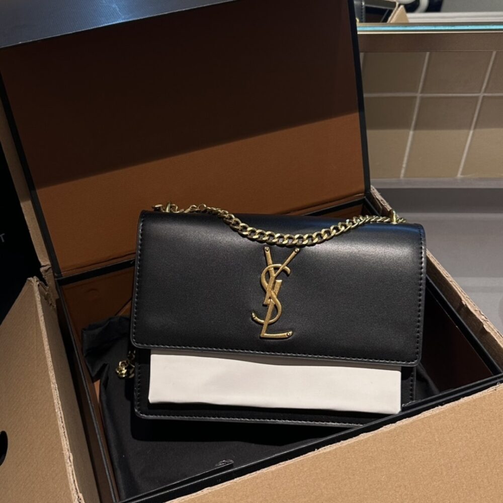 Alternative view of Saint Laurent Sunset Smooth Shoulder Bag Bicolor Black And White 23Cm