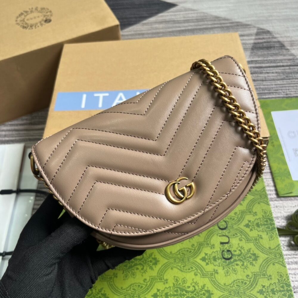 Alternative view of Gucci GG Marmont Matelassé Chain Mini Bag Beige 20Cm