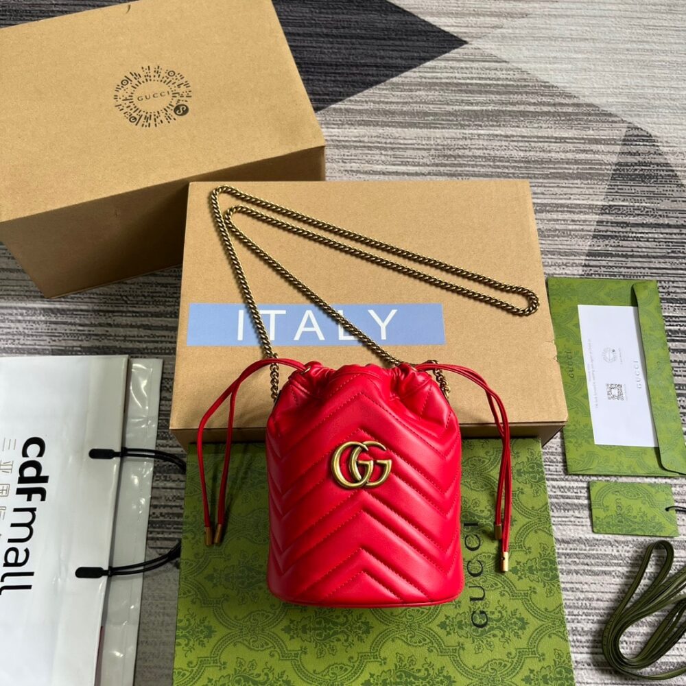 Alternative view of Gucci GG Marmont Matelassé Chevron Mini Bucket Bag Red 13Cm 575163 DTDHT 6832