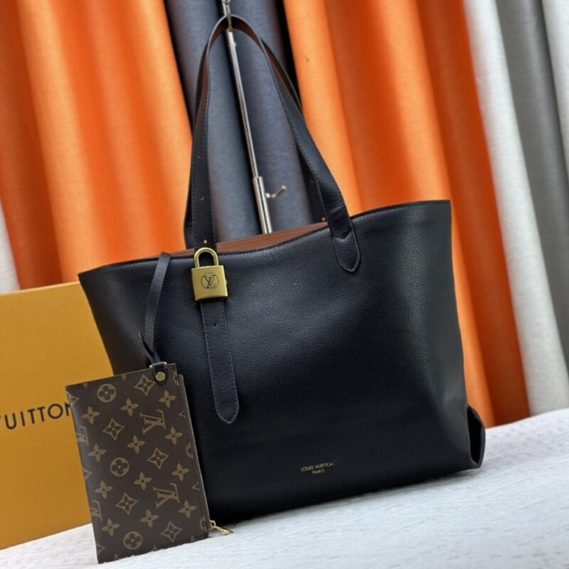 Alternative view of Louis Vuitton Low Key Cabas MM Grained Leather Black 47Cm M25341
