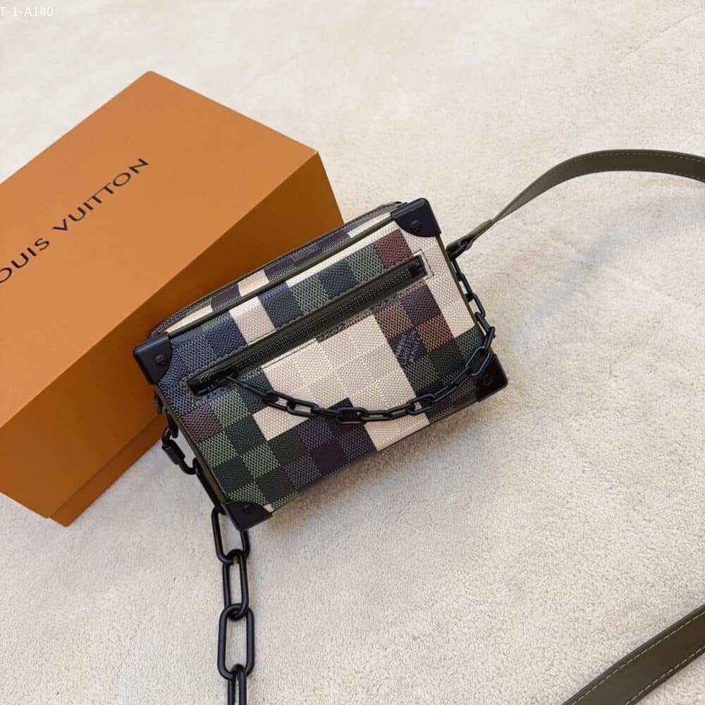 Alternative view of Louis Vuitton Mini Soft Trunk Green 20Cm M24581